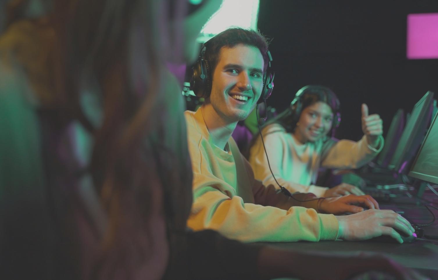 Team reviewing esports quiz content